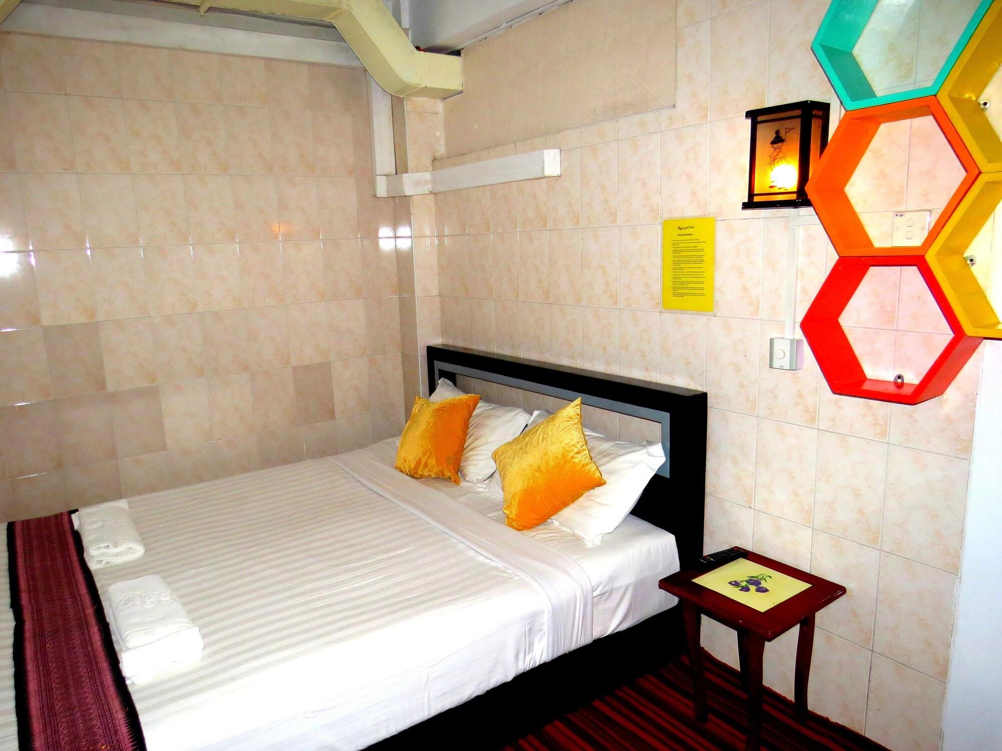 Agga Youth Hotel Yangon Exterior photo