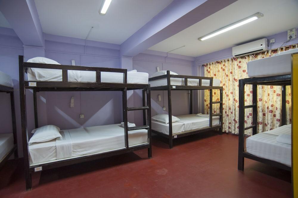 Agga Youth Hotel Yangon Exterior photo