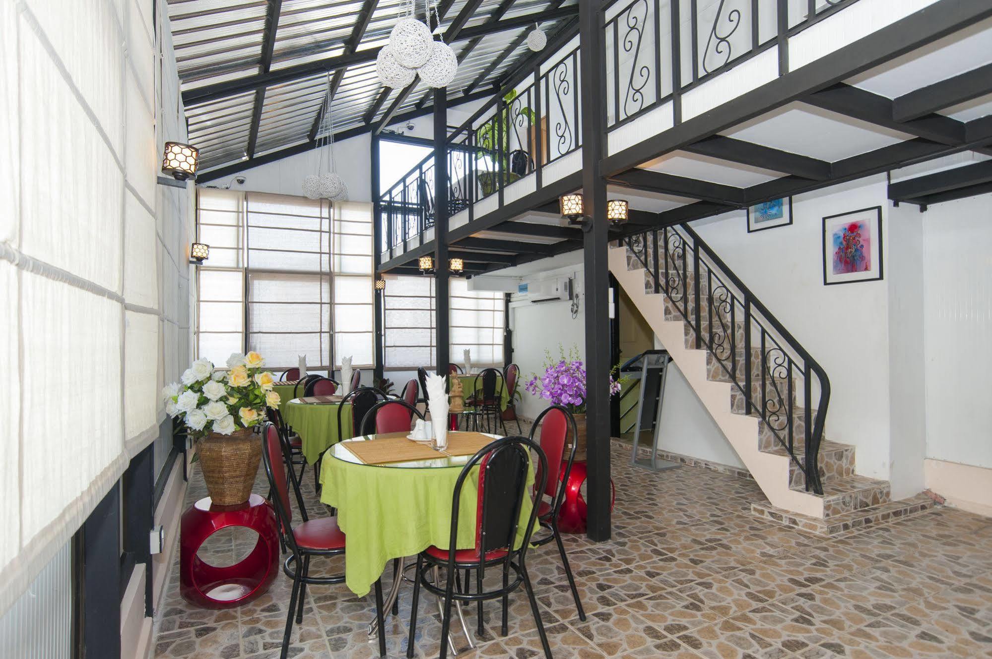 Agga Youth Hotel Yangon Exterior photo
